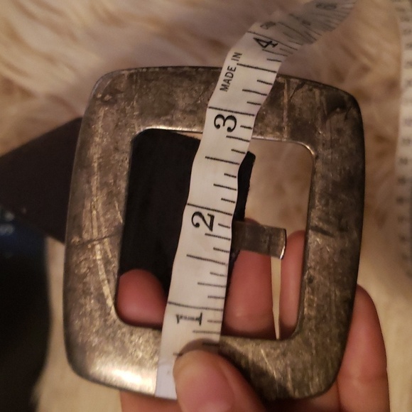 Vintage made in Canada black leather belt with large 3" silver buckle highwaist - Picture 3 of 6